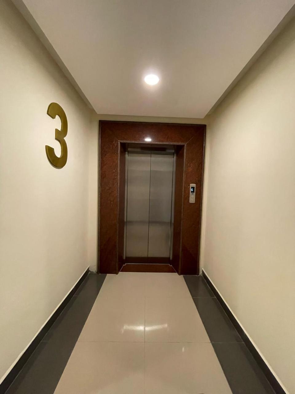Hotel Deepakam Inn Palakkad Exterior photo